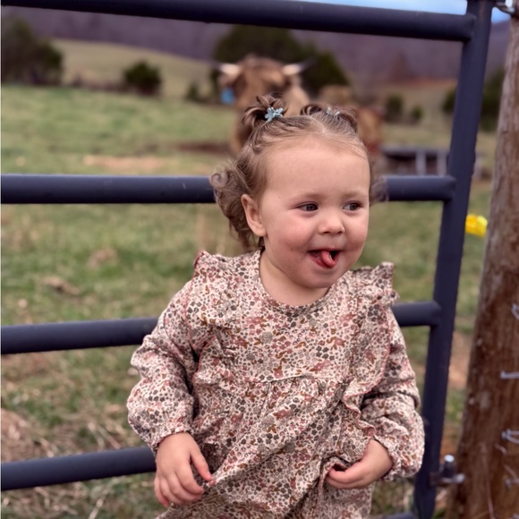 🪸Meet Me🪸 - Picture 7 of 16